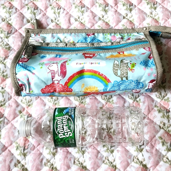 Rare Lesportsac Artist zipper pouch rainbow sky blue pink inner bird art cosm… - Picture 13 of 13